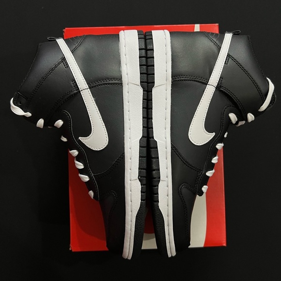 Nike Dunk High (GS) - Picture 4 of 5